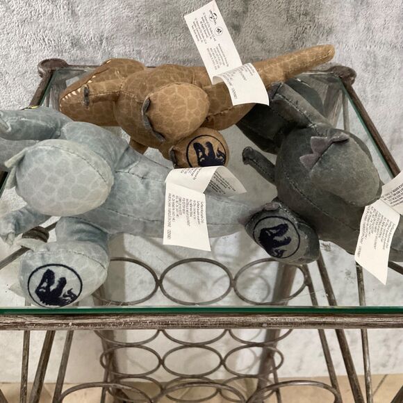 Jurassic World Universal Studios Park Stuffed Plush Dinosaur Figures • Lot Of 3 - Picture 9 of 10